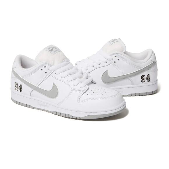 Supreme x Nike SB Dunk Low White HQ8488-100 Men’s Size 12 DS New 2025 In Hand - Picture 1 of 5